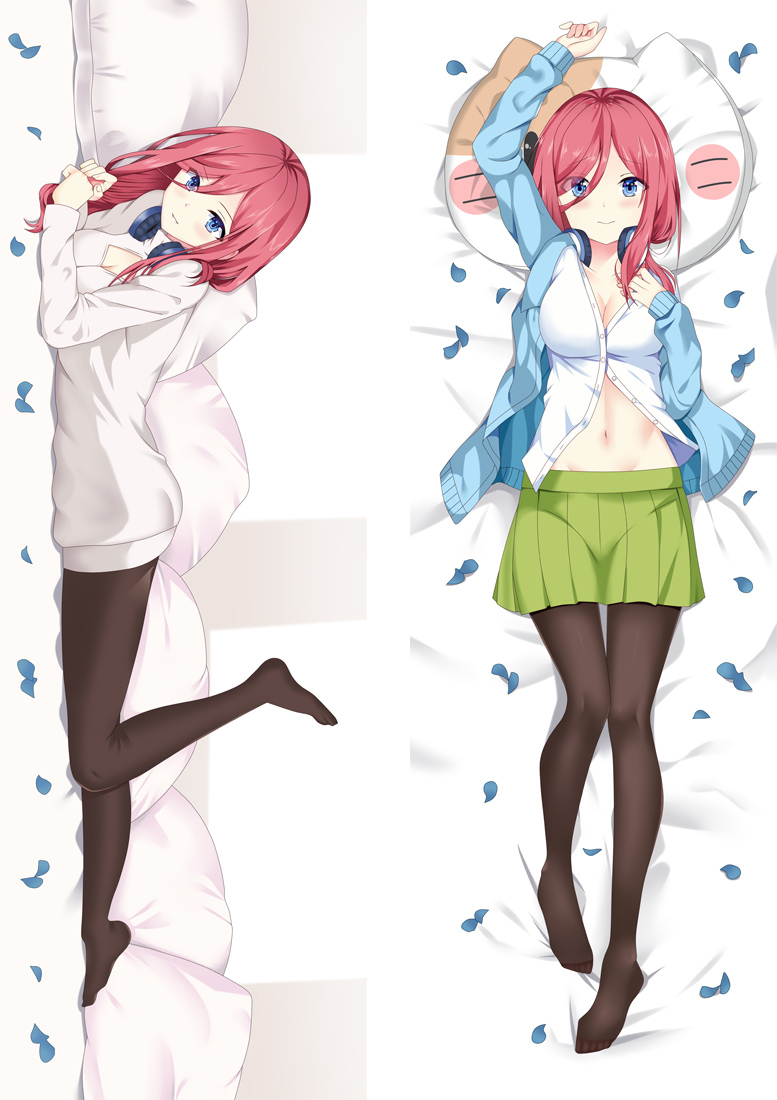 miku nakano body pillow